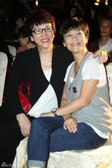 组图：张艾嘉年底拍电影《华丽上班族》杜琪峰执导