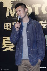 组图：余文乐黄秋生助阵《车手》海报揭幕仪式