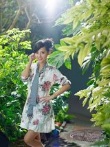 组图：张嘉倪绿色生态纯美写真