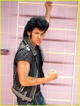 高清组图：《欢乐合唱团》再度致敬《洛基恐怖秀》