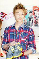 组图：怀秋曝林俊杰曾做噩梦 错失金曲一语成谶