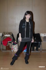 组图：周慧敏个唱地狱式排练 好友柏原芳惠任嘉宾