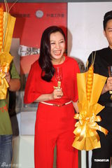 组图：叶蓝新书将改编成剧本 何晟铭有望出演男主角