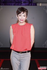 组图：林莉急嫁不排斥外国男 为四川灾民求帮助