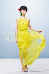 组图：桂纶镁登《风尚志》 风格飘逸动人