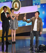 组图：金钟奖现场 汤志伟获迷你剧集男配角奖