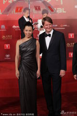 组图：上海电影节闭幕红毯评审团压轴亮相