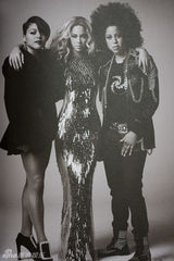 组图：碧昂斯巡演造型设计 女王气场烈焰红唇