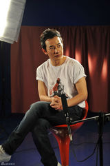 组图：苗圃罗晋助阵《穆桂英》首播式互动默契