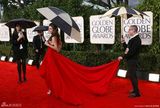 高清组图：金球奖红毯 玛丽亚-曼努诺斯红色礼服秀