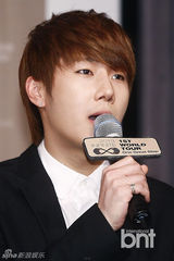 组图：INFINITE将举行世界巡演 召开记者招待会