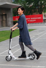 组图：微新星《致青春》卧谈会之杨子姗