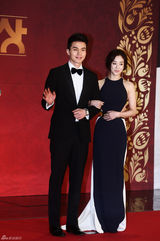 高清组图：李敏镐朴有天等助阵SBS演技大赏