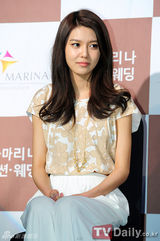 组图：少女时代出席公益活动担任说明防治宣传大使