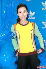 组图：李嘉欣拒当怪兽家长 否认港姐素质在倒退