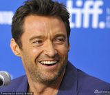 组图：《囚徒》发布会 金刚狼大笑比V心情好