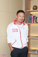 组图：苗侨伟澄清电视尺度有限 偏心说纯属说笑