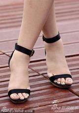 高清组图：《女英雄》记者会 艾西瓦娅-雷展风情