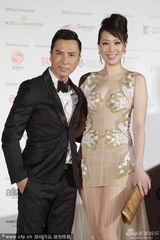 组图：亚洲电影奖红毯 章子怡刘嘉玲艳压嫩模