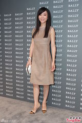 组图：张静初期待浪漫异国恋 高以翔力挺小S