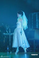 幻灯：单紫宁举行怀念邓丽君演唱会 演唱经典曲目