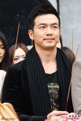 组图：伊林金装开工 陈思璇蔡淑臻李沛旭抢镜