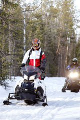 林依轮在芬兰：叔叔，这么八卦可还行？