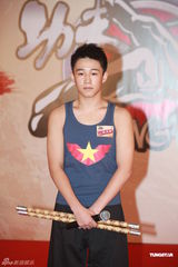 组图：惠英红低胸出镜否认旧绯闻 无线功夫新星打响