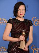 组图：伊丽莎白-莫斯获金球奖迷你剧最佳女主角