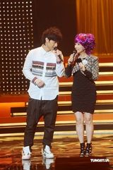 幻灯图：汪明荃等录节目 直言没有联系陈志云