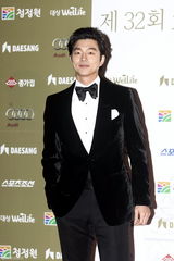 组图：第32届韩国青龙电影奖颁奖典礼群星闪耀