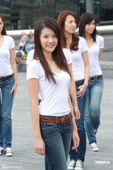 组图：香港小姐伦敦拍摄外景 汤镇业侄女当队长