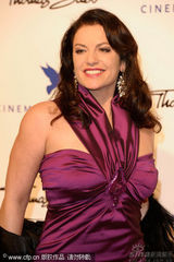 幻灯图：群星柏林出席电影活动 女星盛装亮相抢镜