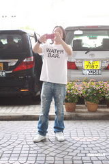 高清图：张柏芝生产在即 谢霆锋抱lucas医院探望