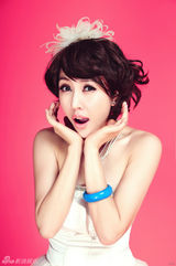 组图：刘思言时尚公主写真 变可爱萌主