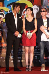 组图：黄秋生嫌男男吻不够看 郭品超自曝不羁情事