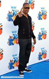 组图：《里约大冒险》洛杉矶放映 海瑟薇笑容甜美