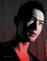 组图：《男人装》首推男星封面 黄晓明演绎另类