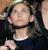 组图：MJ爱女帕丽斯初长成 朋克自拍照时尚青春