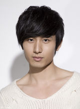 组图：成毅拍暖冬王子写真