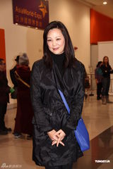 组图：艺人王韾平捧场英国Duran Duran乐队