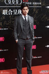 组图：张雨绮红裙明艳 高圆圆清新倪妮妩媚