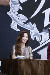 独家：张根硕撑《漂亮男人》 韩彩英身材恢复快