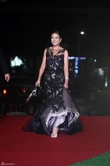 组图：韩国电影青龙奖首尔举行 红毯众星云集