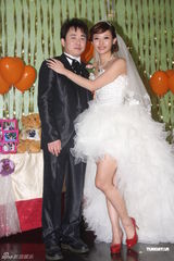 组图：小彬彬结婚儿子当花童 大牌艺人均缺席