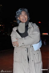 组图：郑少秋不识新老板 不谈期待只想做好本分