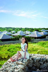 组图：姚笛清新旅游写真 释放快乐情绪