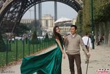 组图：熊黛林陈昊巴黎拍广告 牵手奔跑甜蜜出镜