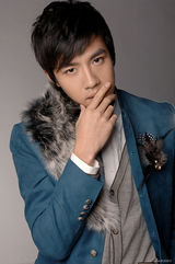 幻灯：俞灏明韩国宣传照曝光 潮男展露成熟魅力