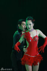 高清组图：青春美少女组合北京演唱会精彩图集